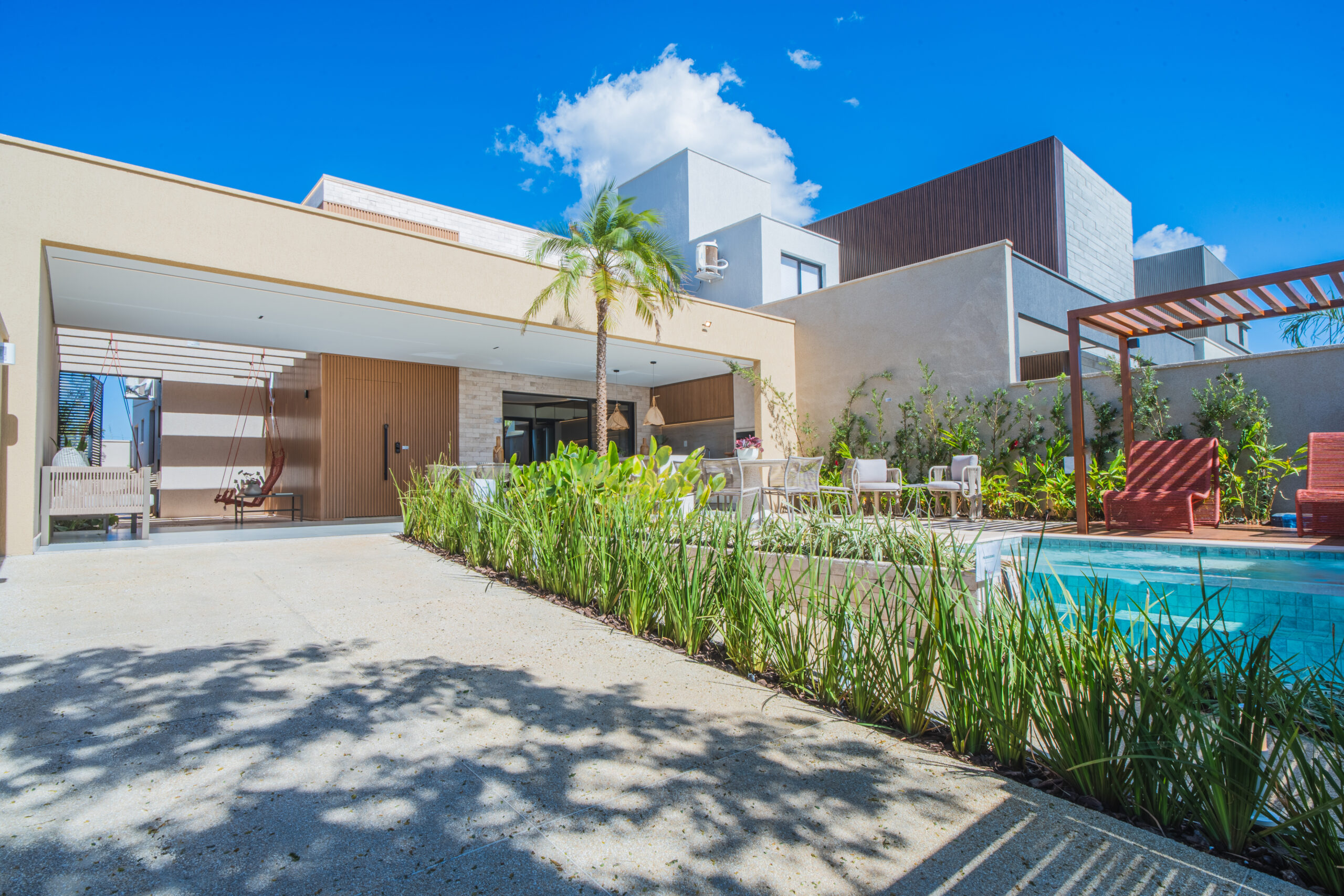 Casas Jardins 15 LL704031-HDR